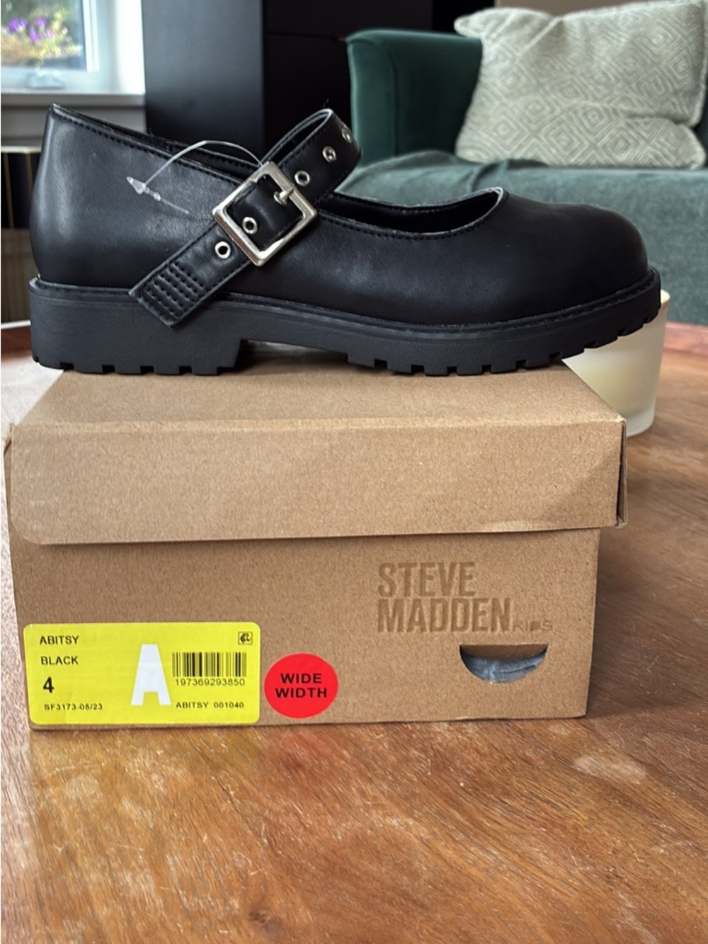 Steve Madden Kids Black Mary Jane Lug Sole with Buckle